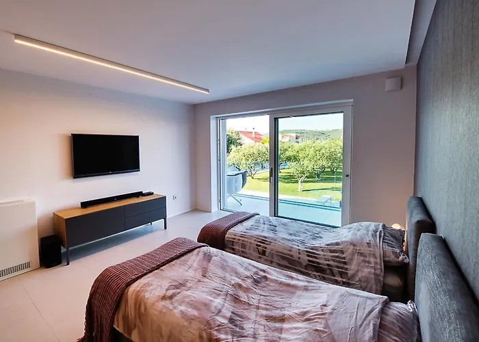 Magical Zadar 6 Bedrooms Ocean Fantasy Astounding Sea Views Villa Bibinje